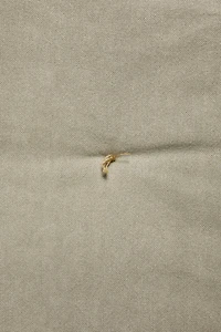 TOPPER WITH TOPSTITCHING