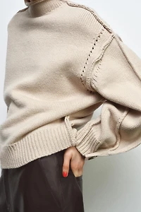 SEAM DETAIL KNIT SWEATER