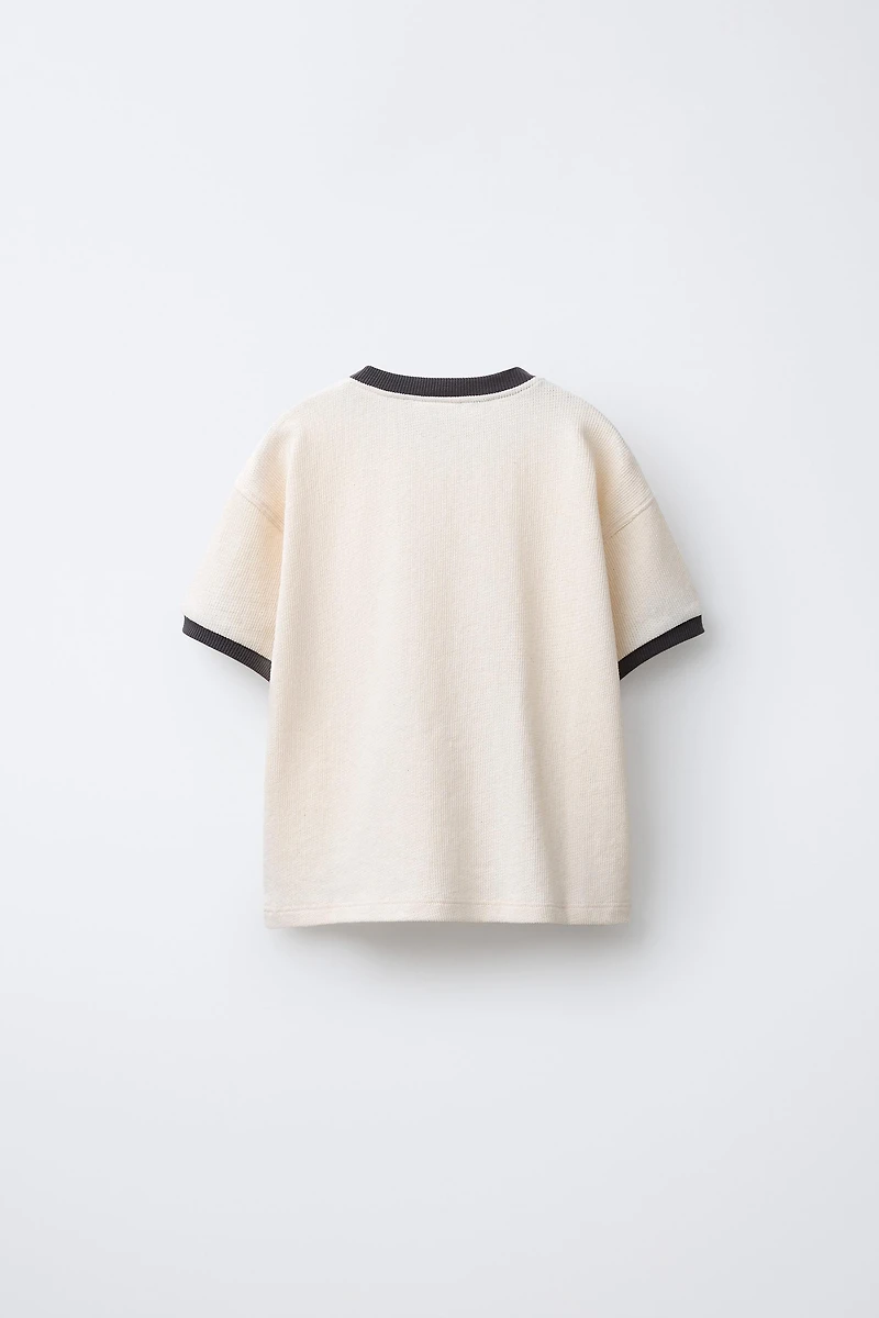 RIBBED POCKET T-SHIRT