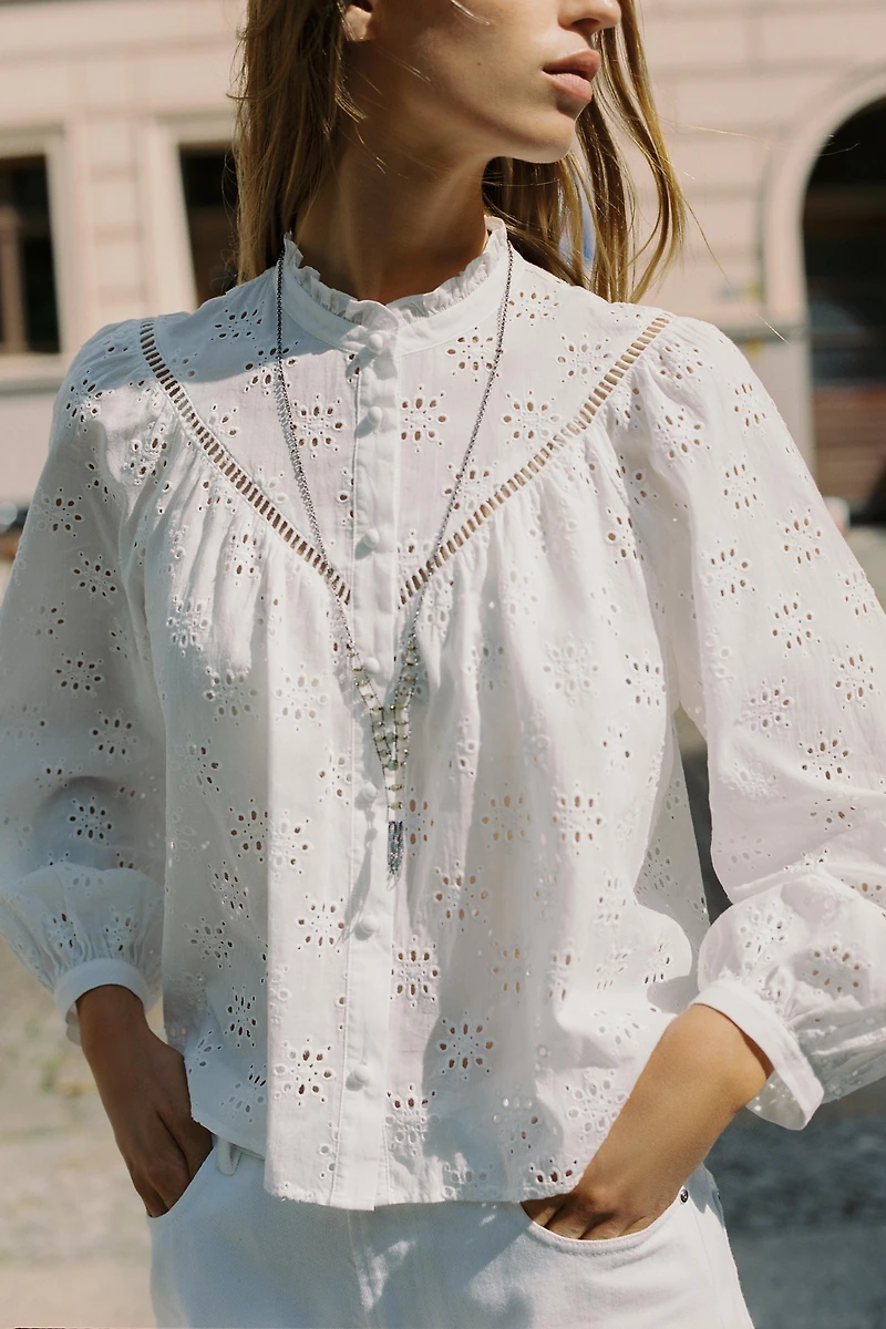 CHEMISE BRODERIES PERFORÉES