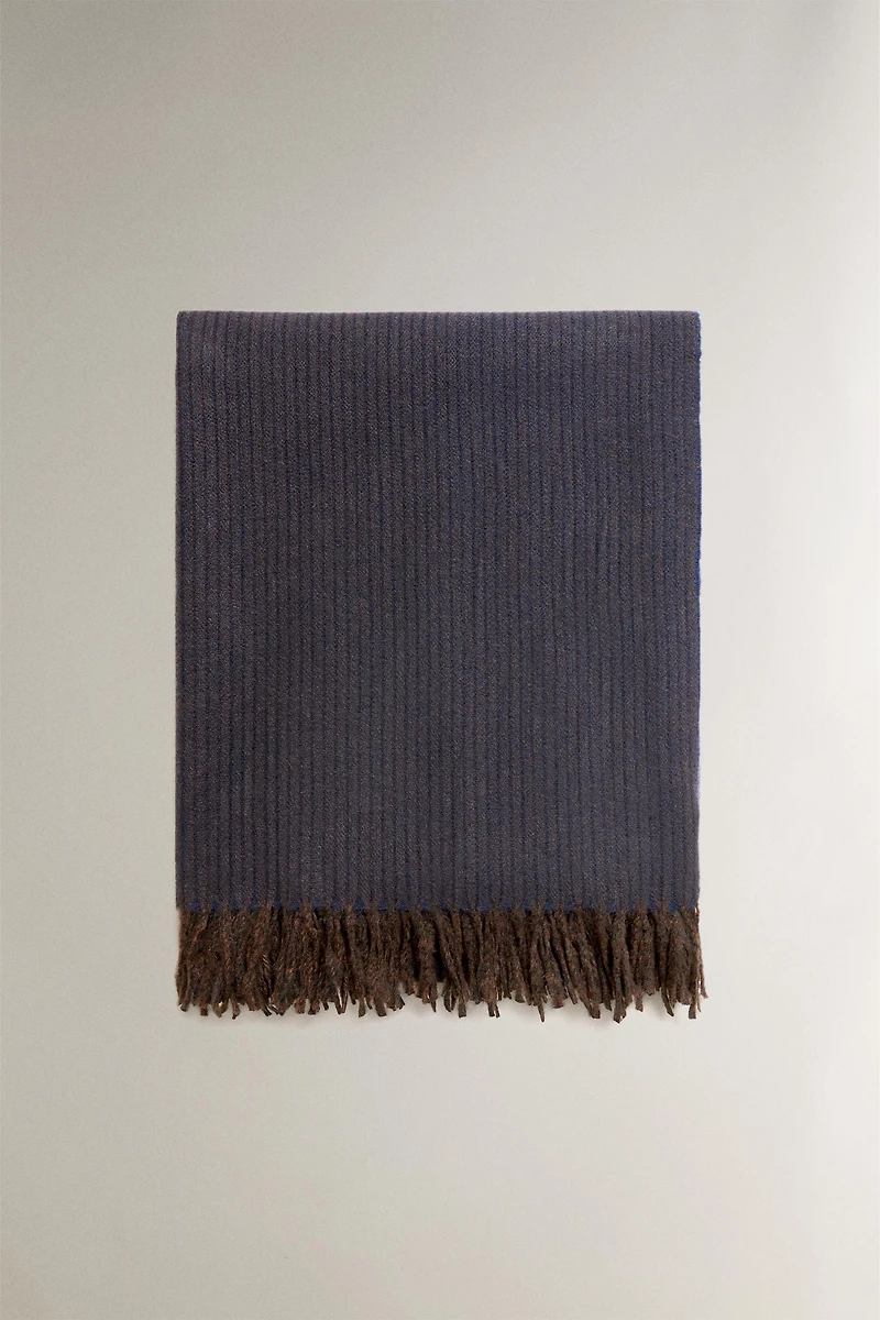 STRIPED FRINGE BLANKET