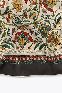 FLORAL PRINT SCARF