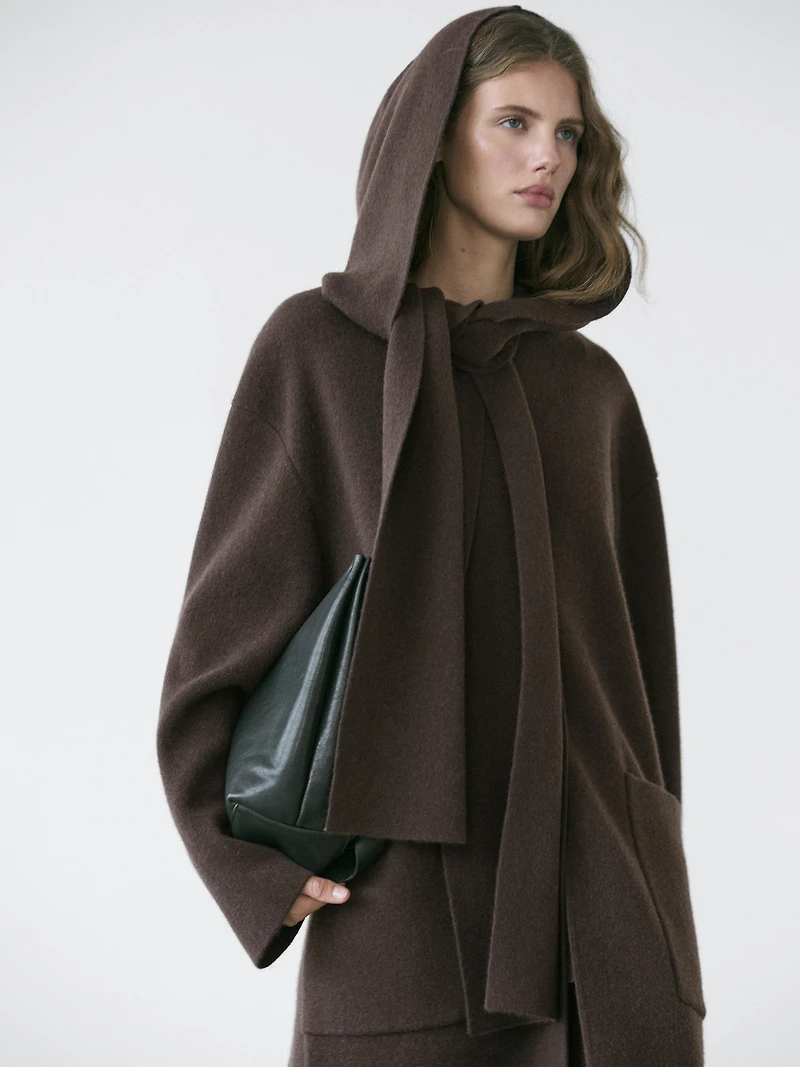 Veste longue à capuche écharpe