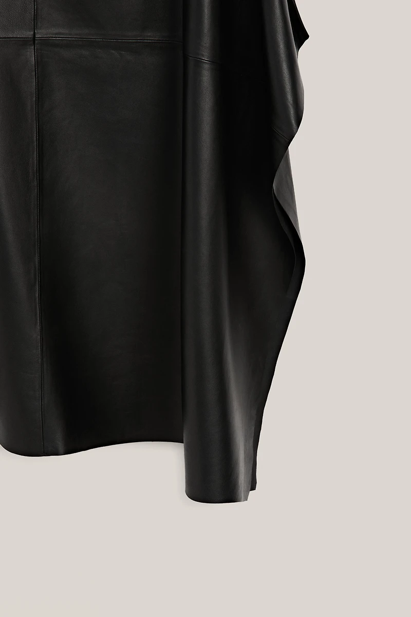Jupe midi en cuir nappa - ÉDITION LIMITÉE