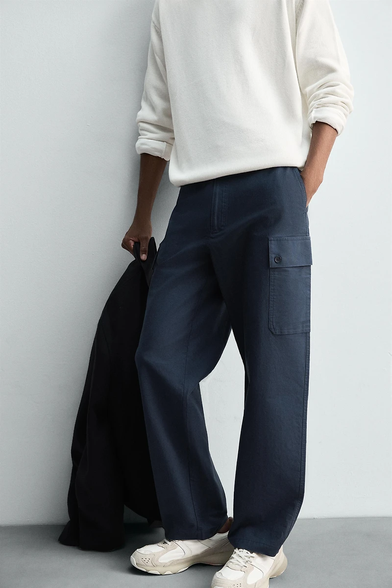 REGULAR FIT CARGO PANTS