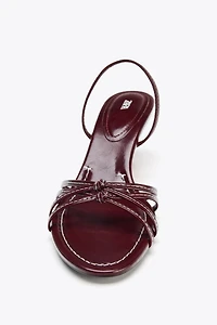 STITCHING DETAIL HEELED SANDALS