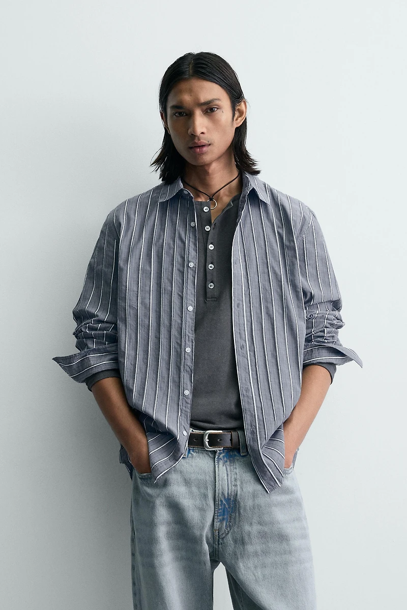 RELAXED FIT STRIPED JACQUARD SHIRT