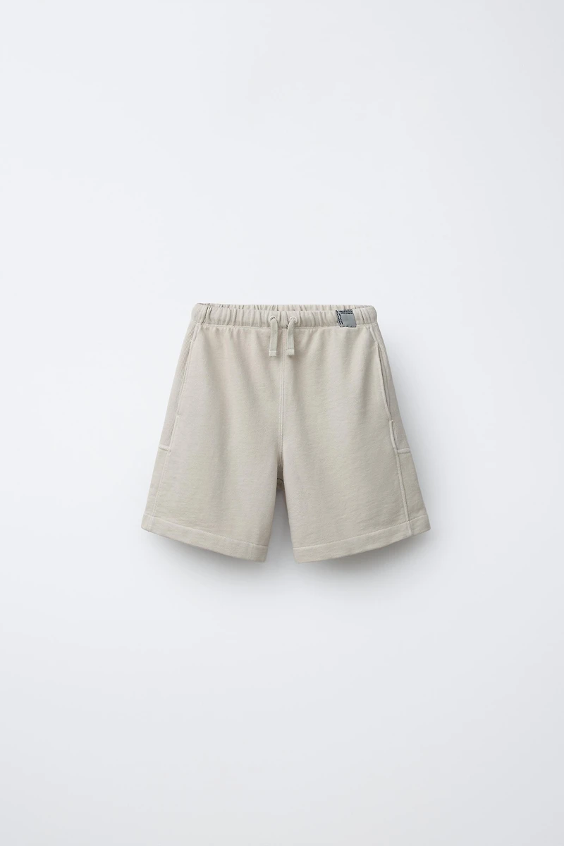 PLUSH LABEL SHORTS