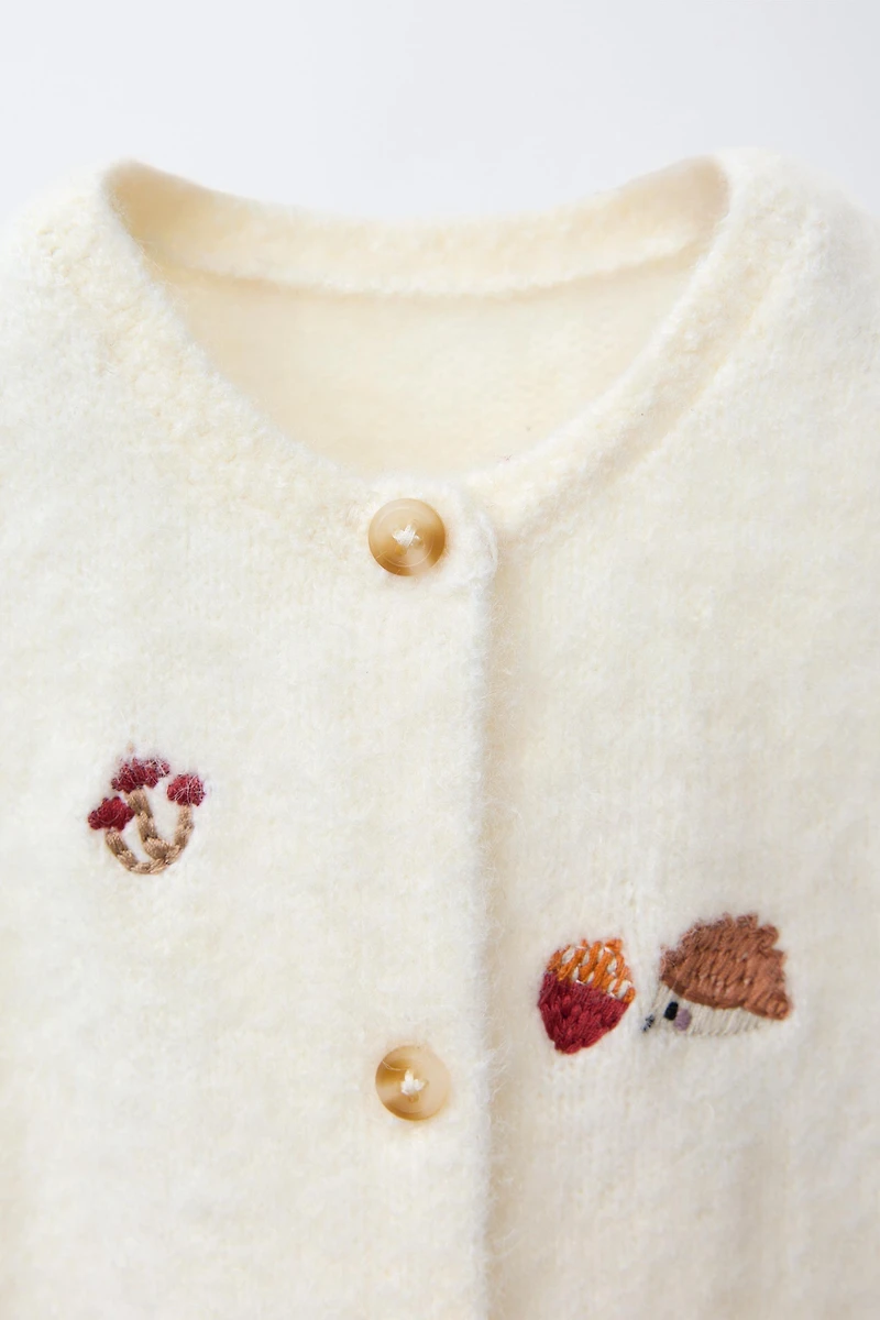 EMBROIDERED HEDGEHOG KNIT OVERALLS