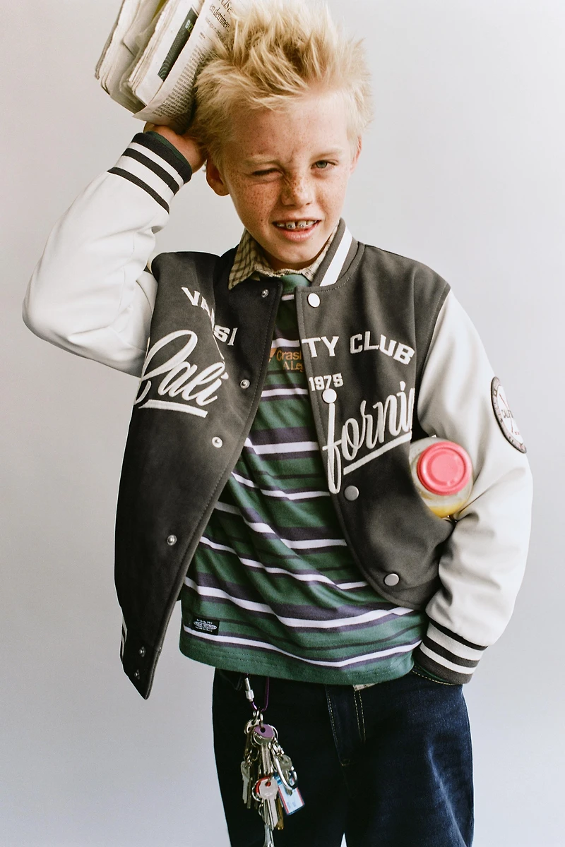 BLOUSON BOMBER À CAPUCHE MATIÈRE SYNTHÉTIQUE