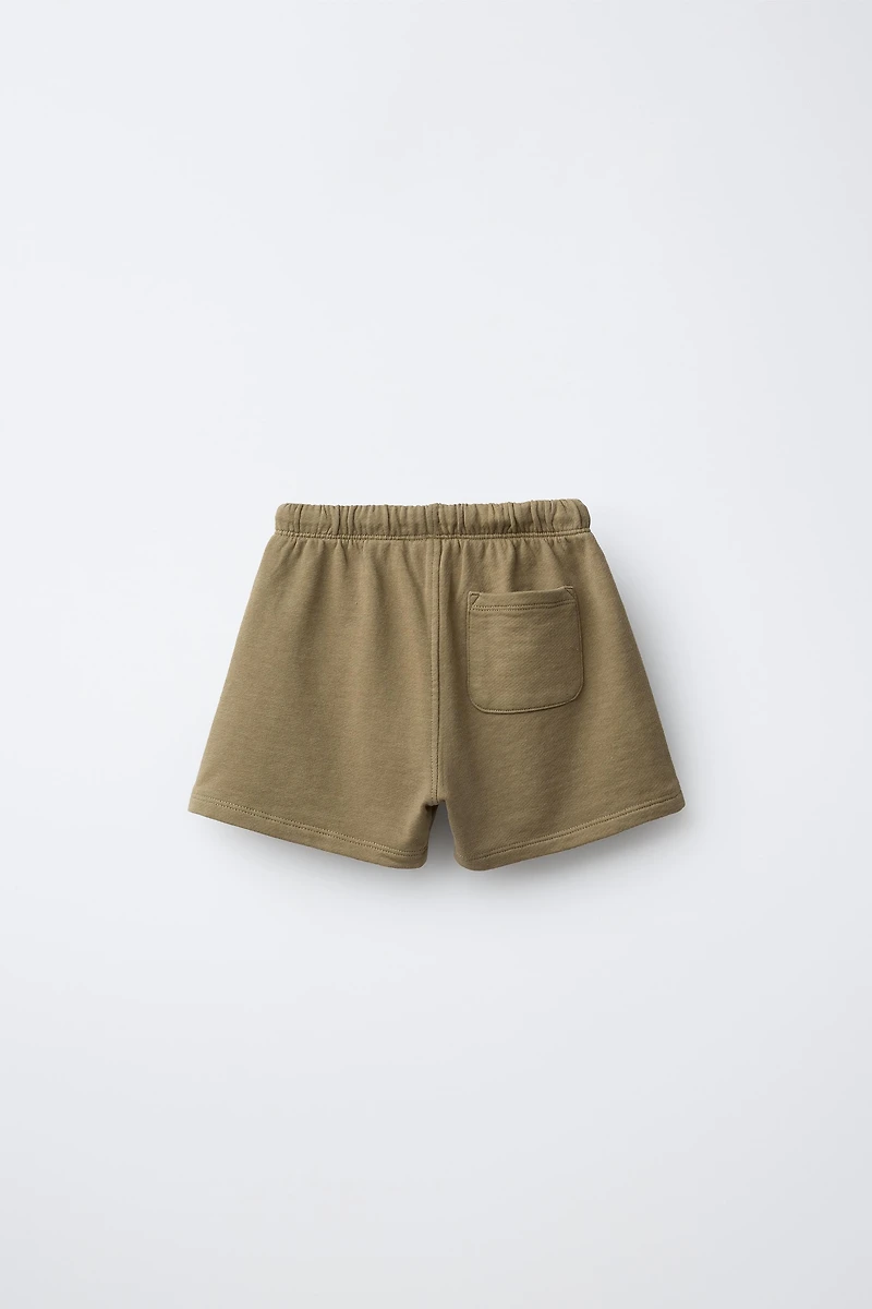PLUSH TEXT SHORTS