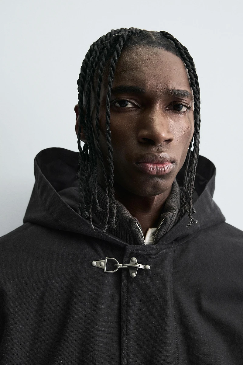 HOODED FIREMAN CLASP JACKET