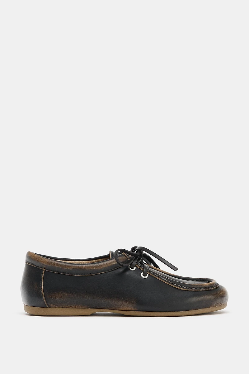 LEATHER BOAT SHOES