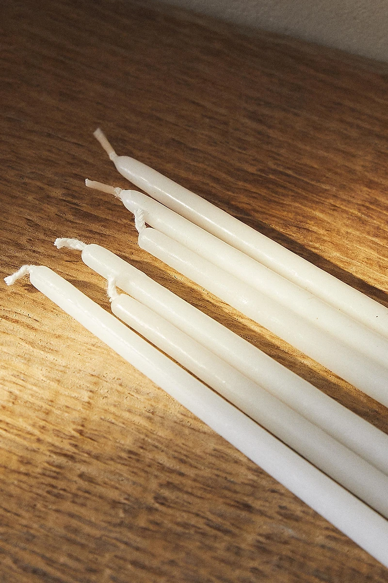SET OF DECORATIVE CYLINDRICAL LONG TAPER CANDLES (SET OF 6)