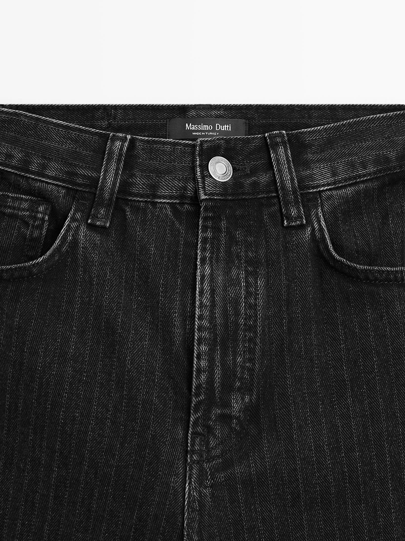 High-waist straight-leg jeans