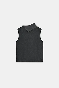 SOFT OPEN NECK TOP