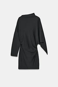 ROBE COURTE ASYMÉTRIQUE