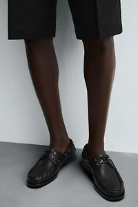 DRESS BOAT SHOES