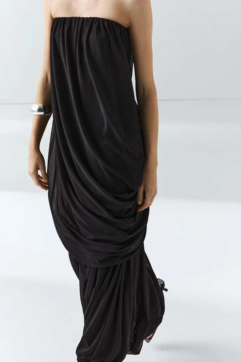 Balloon-effect flowing skirt