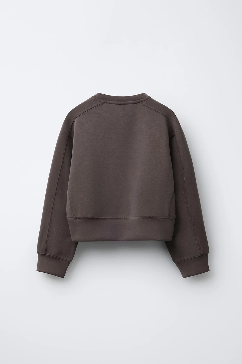 SPORTY RAISED TEXT SWEATSHIRT