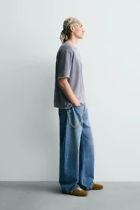 T-SHIRT EN MAILLE RELAXED FIT DÉLAVÉ