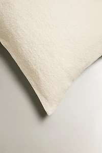 TEXTURED JACQUARD THROW PILLOW