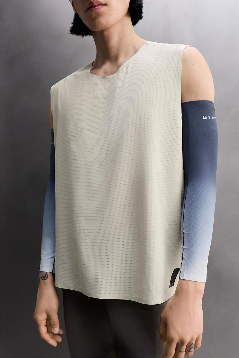 PERFORATED RUNNING TANK TOP