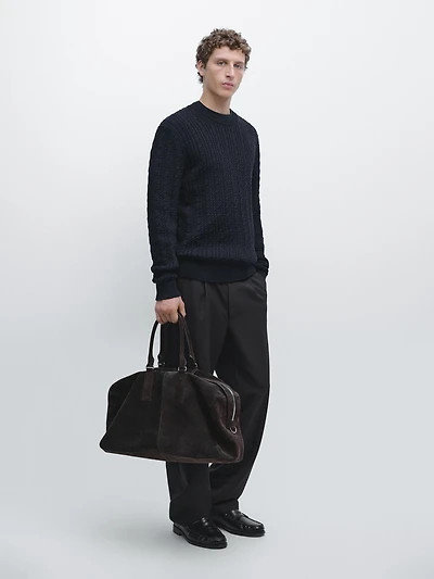 Cable-knit 100% cotton sweater with crew neck