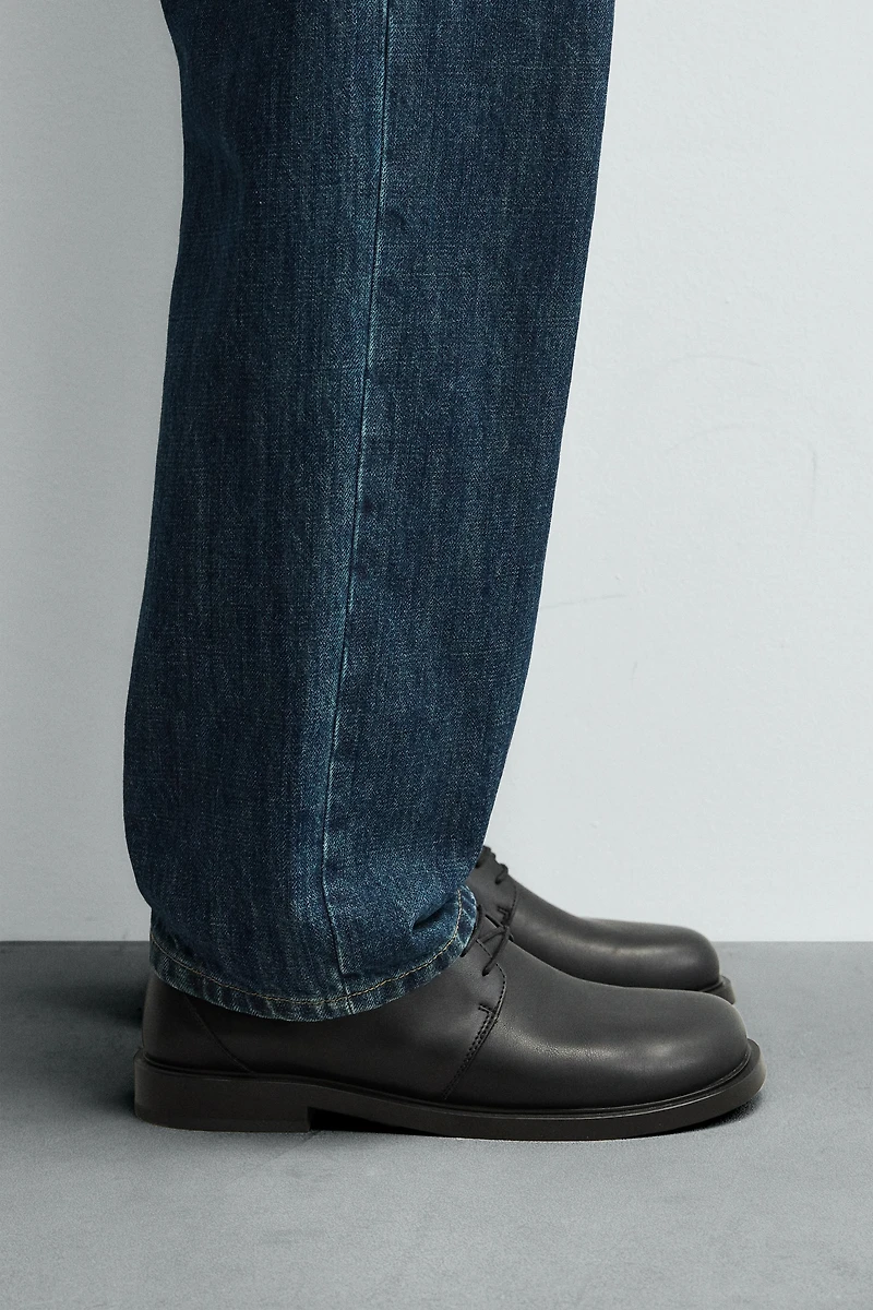 DRESS SHOES