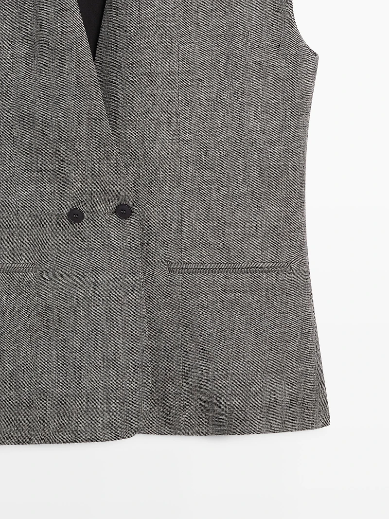 Linen waistcoat with structured shoulders