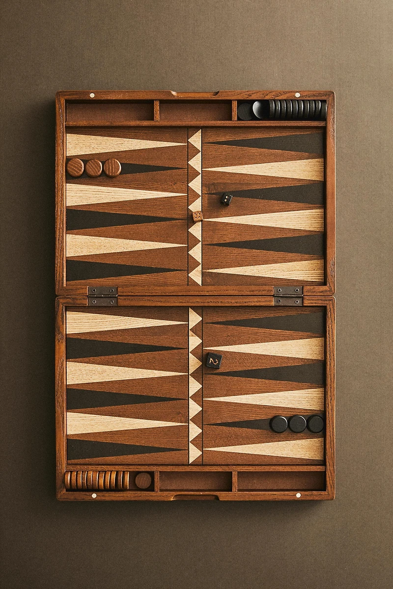 WOODEN BACKGAMMON SET