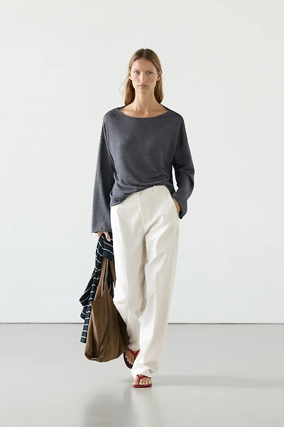 100% linen knit boat neck sweater