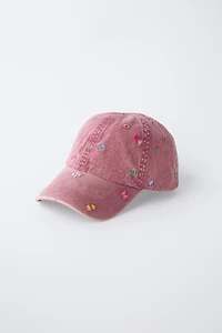 WASHED EFFECT EMBROIDERED FLORAL CAP
