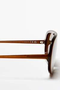 Oversized wrap sunglasses