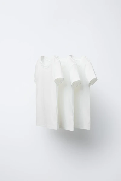 2-6 ANS/ LOT DE TROIS T-SHIRTS À MANCHES COURTES