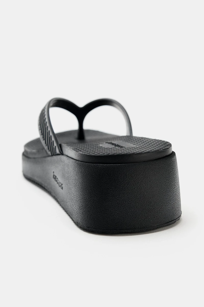 HAVAIANAS ® x ZARA PLATFORM SANDALS