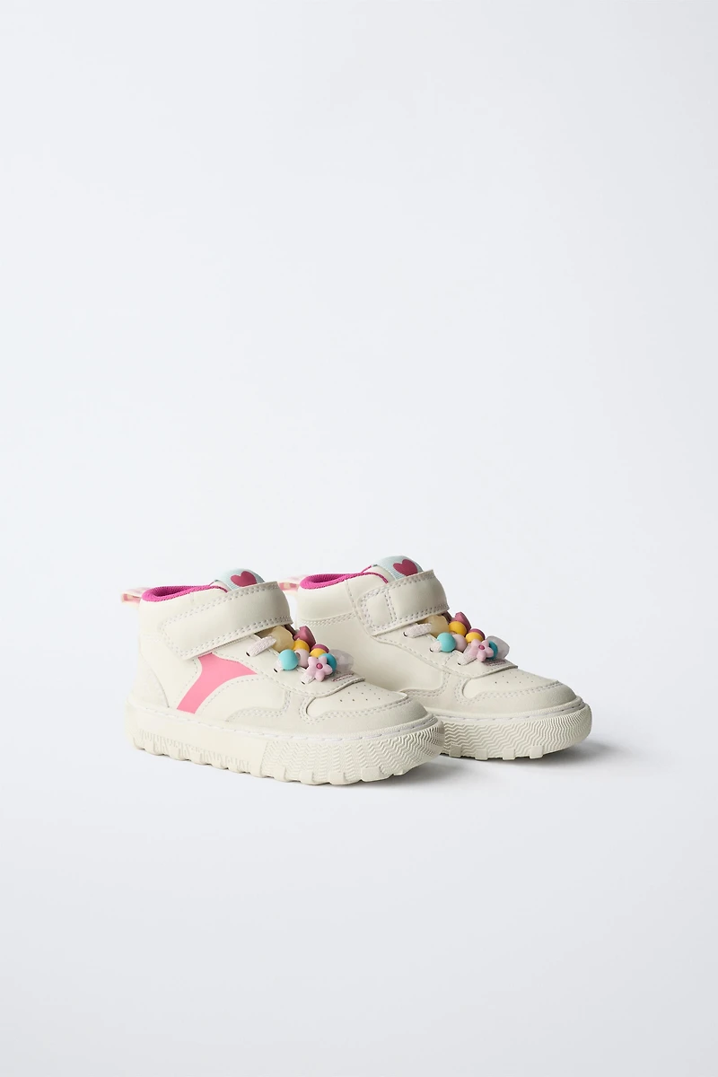 HIGH TOP SNEAKERS WITH DETAIL