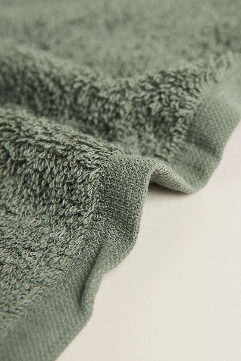 PACK OF COTTON HAND TOWELS (PACK 3)