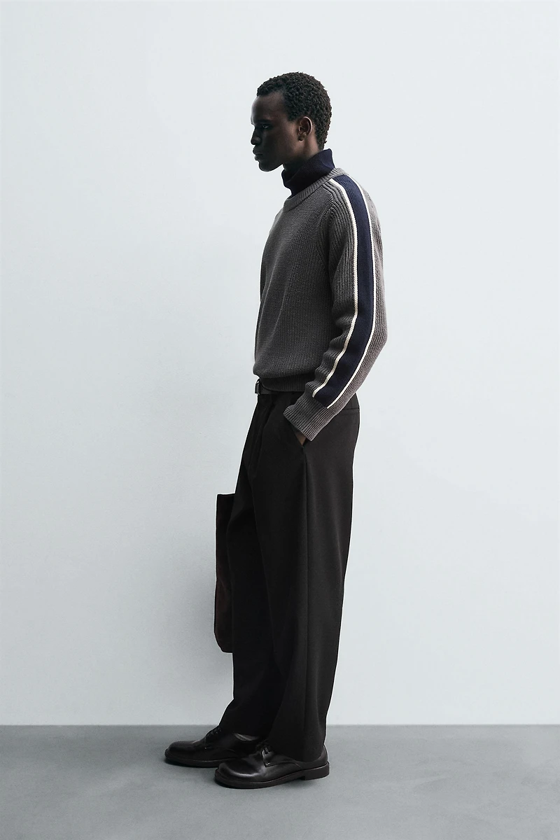 PULL COLOR BLOCK AVEC BANDES