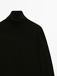 Knit 100% cashmere turtleneck sweater