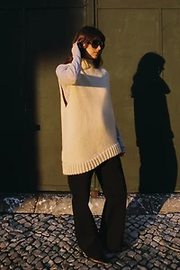 ASYMMETRIC KNIT VEST