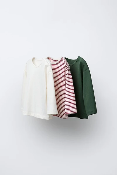 THREE-PACK OF STRIPED AND SOLID T-SHIRTS