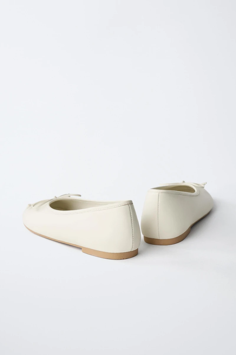 BALLERINES EN CUIR