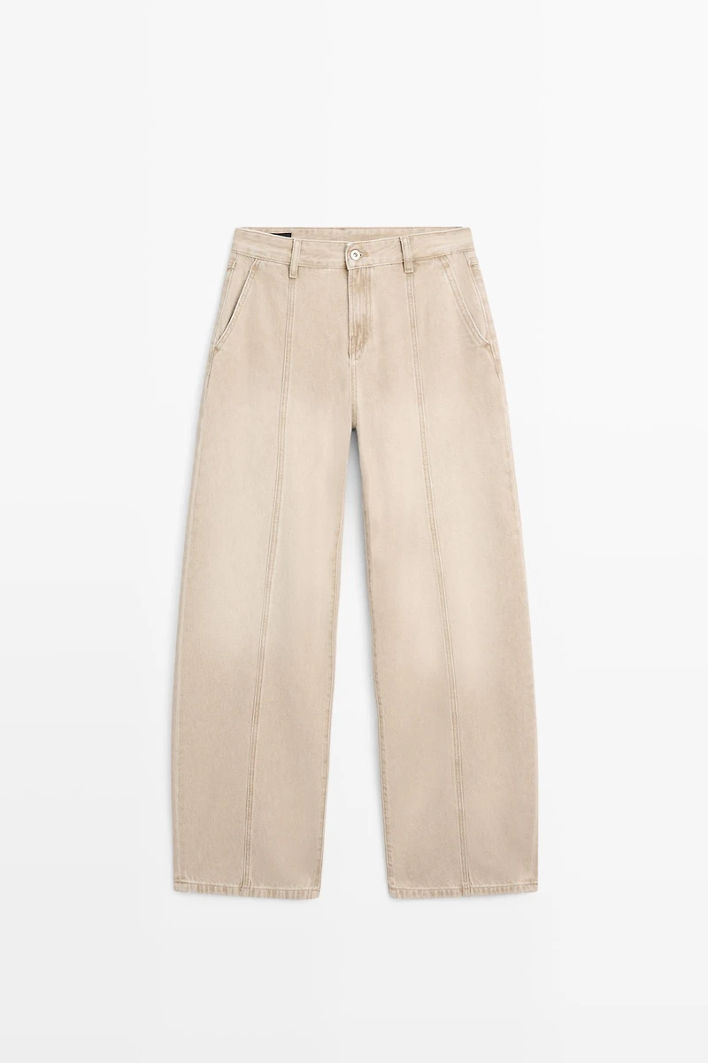 Relaxed fit mid-rise jeans