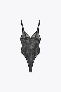BUTTON LACE BODYSUIT