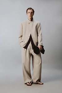 RELAXED FIT DOUBLE BREASTED SUIT BLAZER