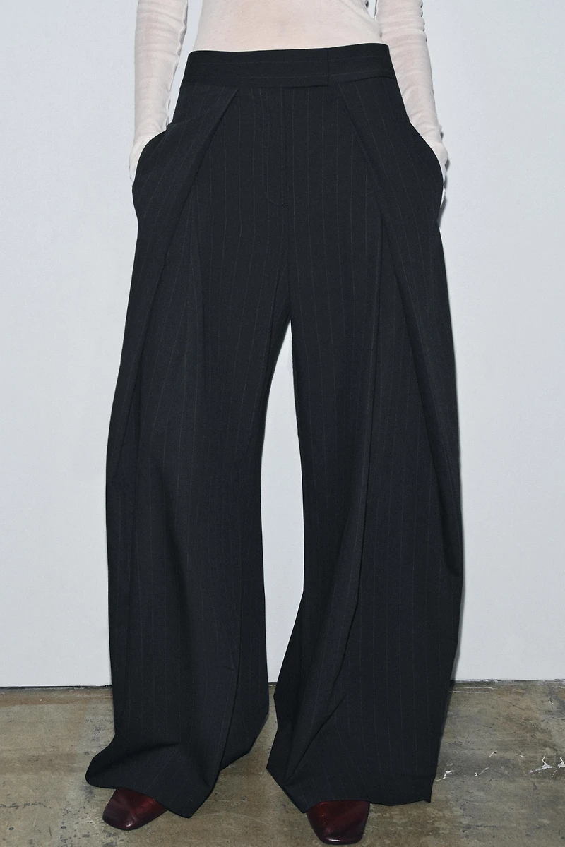 ZW COLLECTION PINSTRIPE PLEATED PANTS