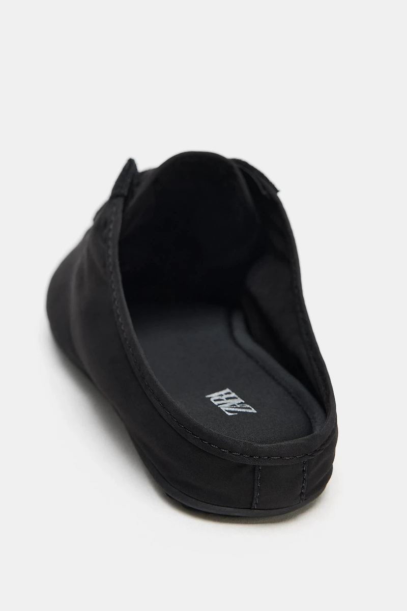 FABRIC COLLAPSIBLE HEEL SNEAKERS