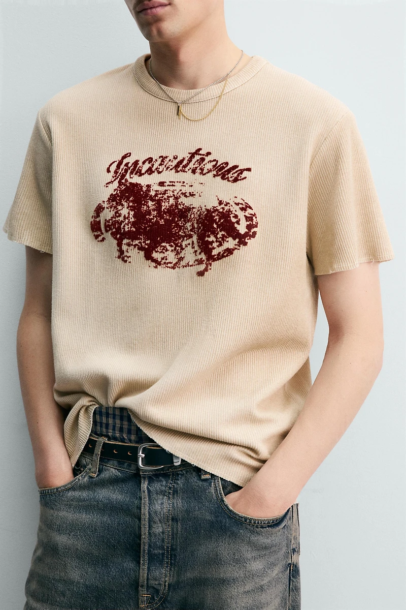 TEXTURED KNIT PRINT T-SHIRT