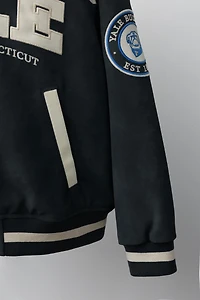 BLOUSON BOMBER EN MATIÈRE SYNTHÉTIQUE IMPRIMÉ YALE UNIVERSITY ™